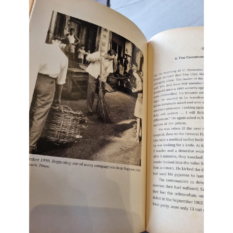 FROM THIRD WORLD TO FIRST : THE SINGAPORE STORY 1965 - 2000 - Memoirs of Lee Kuan Yew 159223
