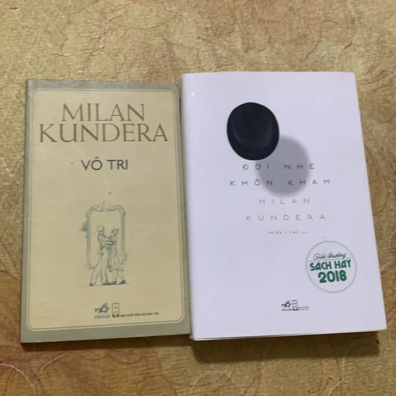  COMBO MILAN KUNDERA: ĐỜI NHẸ KHÔN KHAM & VÔ TRI 753069