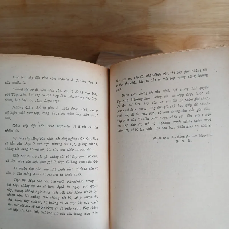 Tục Ngữ Phong Dao (Một Kho Vàng Chung Của Nhân Loại) - Mặc Lâm Xuất Bản 1967 800058