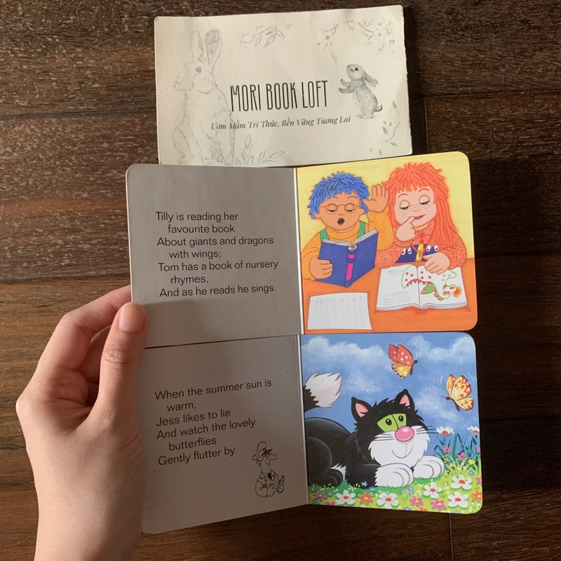 Set 2 sách ngoại văn Reading Time & Jess the Cat’s Busy Day, Used, Khổ Mini, Board Book 482870
