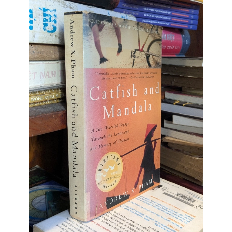 Catfish and Mandala - Andrew X. Pham 996560