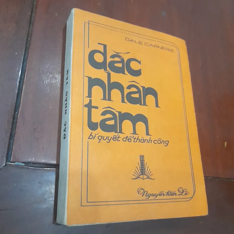 ĐẮC NHÂN TÂM (Nguyễn Hiến Lê dịch và tự xuất bản năm 1968) 603538