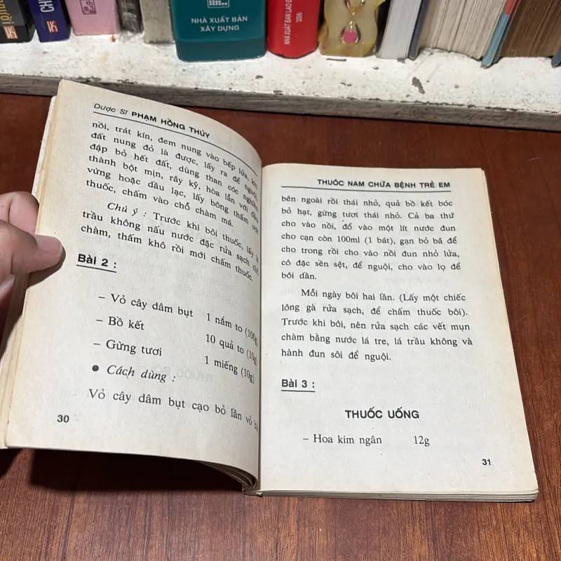 II Bệnh Nhi: Thuốc Nam Chữa Bệnh Trẻ Em - Dược Sĩ Phạm Hồng Thuý - 2000 782393