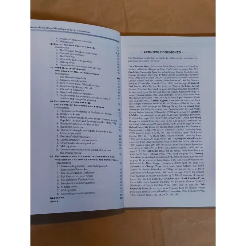 Years of Russia: The USSR and the Collapse of Soviet Communism 1027335