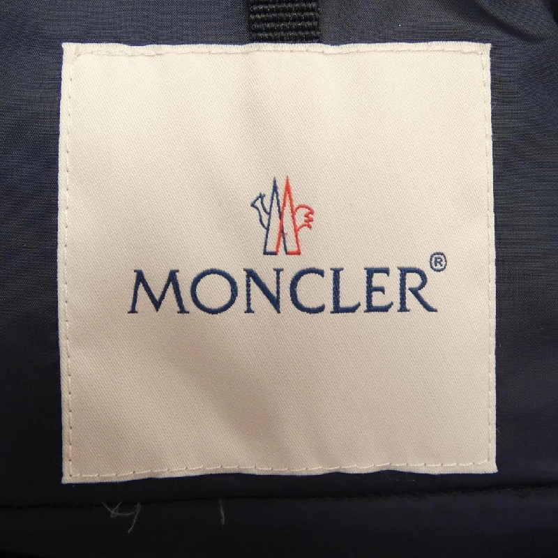 Áo khoác lông vũ MONCLER 639688