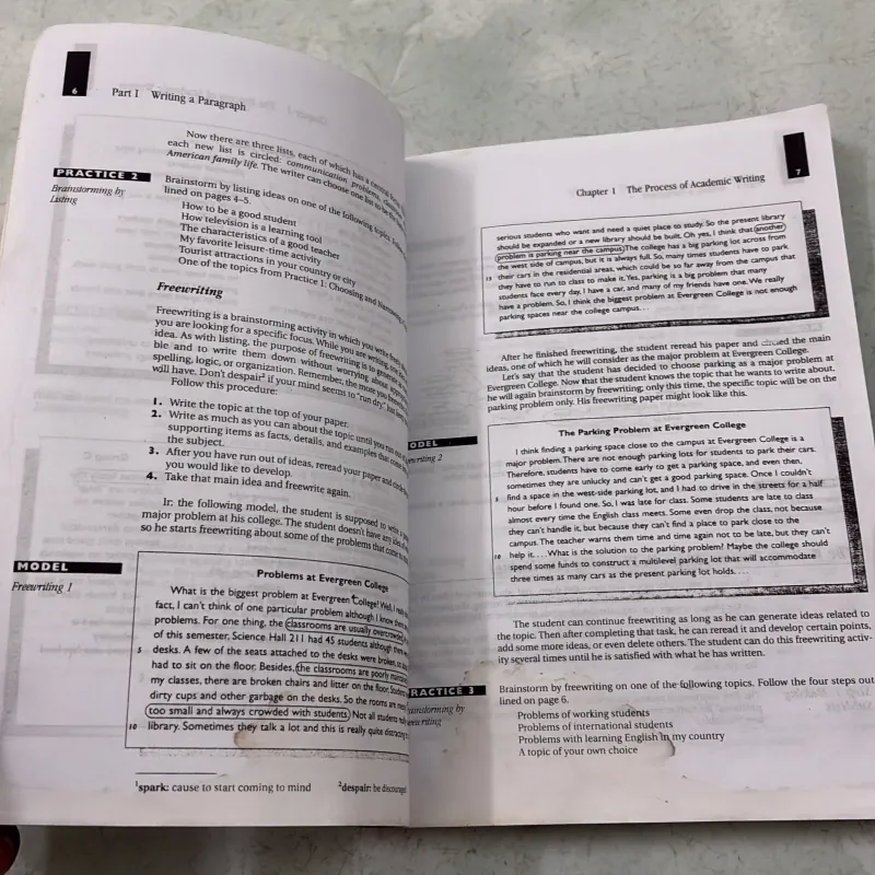 Writing Academic English (có ẩm) 786353