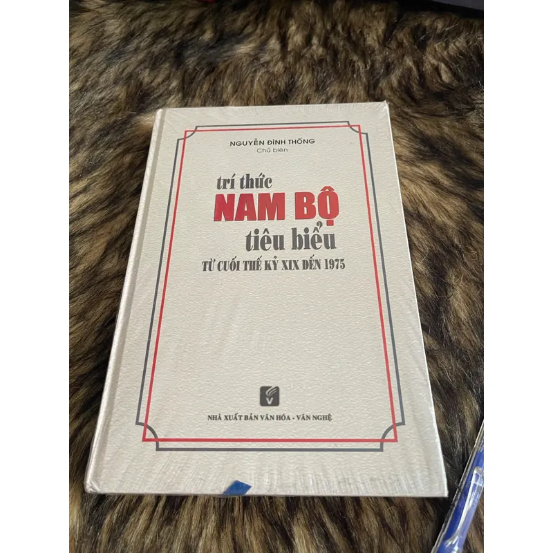 Tri thức Nam bộ tiêu biểu  596549