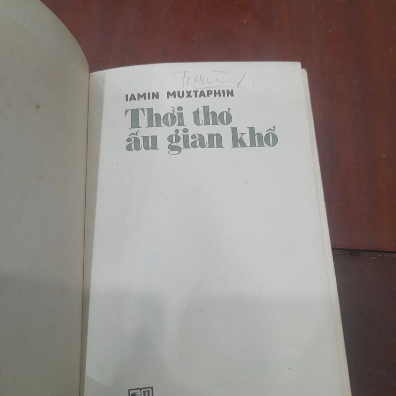 THỜI THƠ ẤU GIAN KHỔ 529020