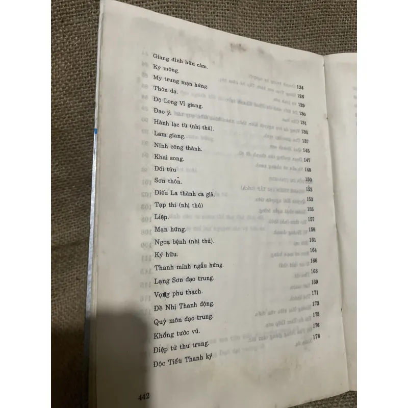 Tổng tập văn học Việt Nam 10B - khổ lớn -450 trang- văn học trung đại  991410