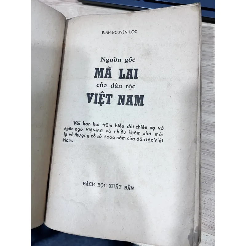 Nguồn gốc Mã Lai của dân tộc Việt Nam - Bình Nguyên Lộc 749116