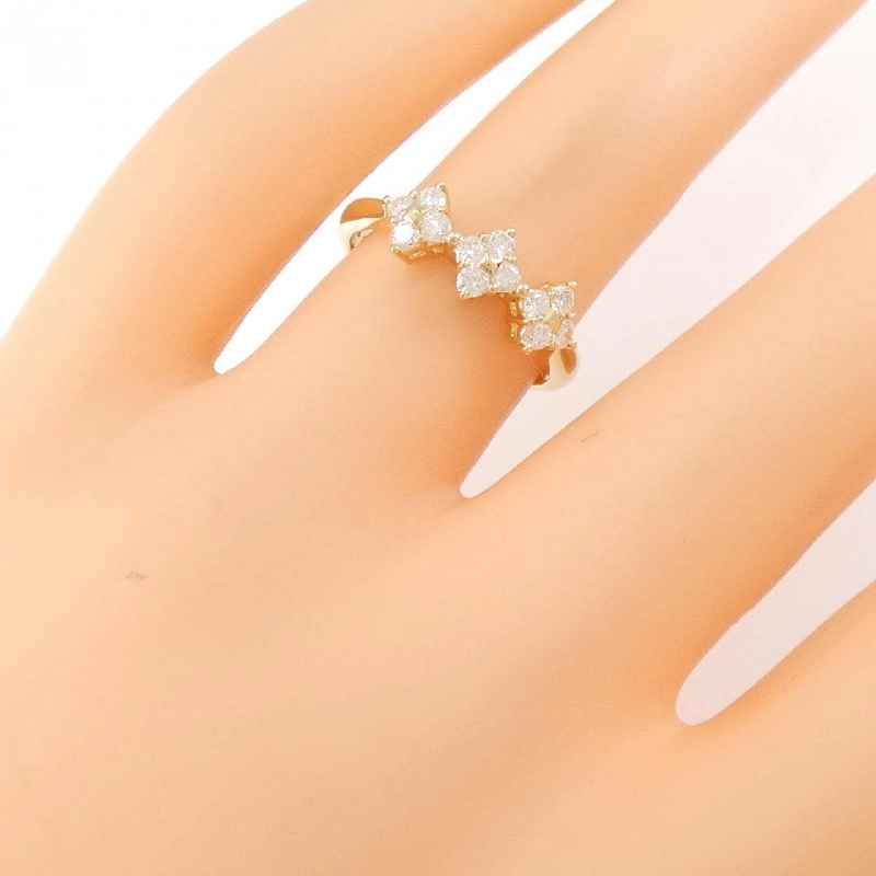 Nhẫn kim cương 750YG 671066