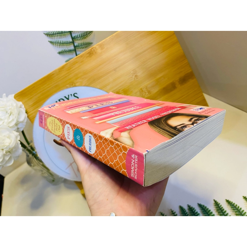 [Sách tiếng Anh 2hand] Like new 90% - The Mother-Daughter Book Club: Pies & Prejudice 550429