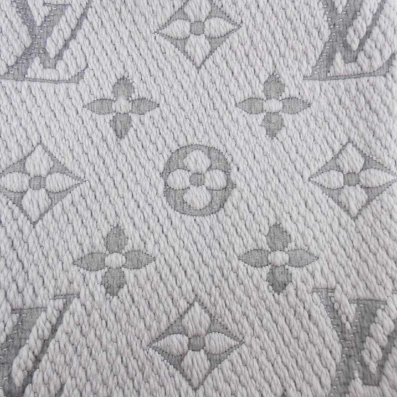 Khăn quàng LOUIS VUITTON Logo Mania M74742 665026