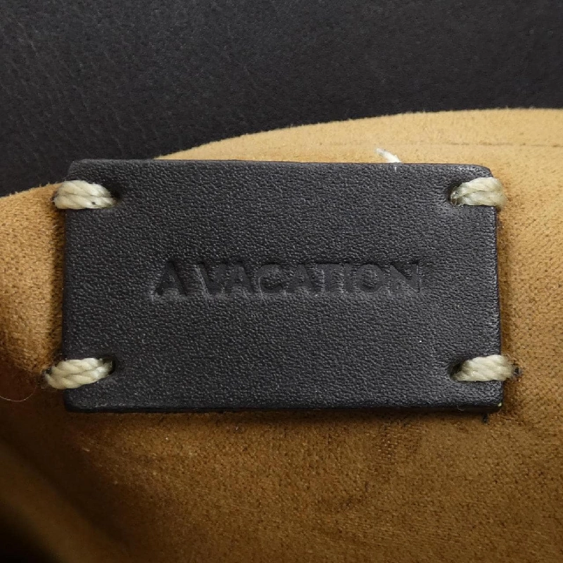 Túi A VACATION - Hàng hiệu Authentic 831600