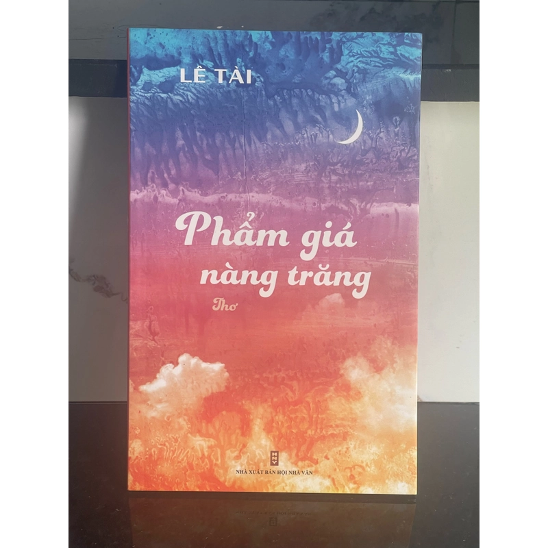 Phẩm giá nàng trăng 474179