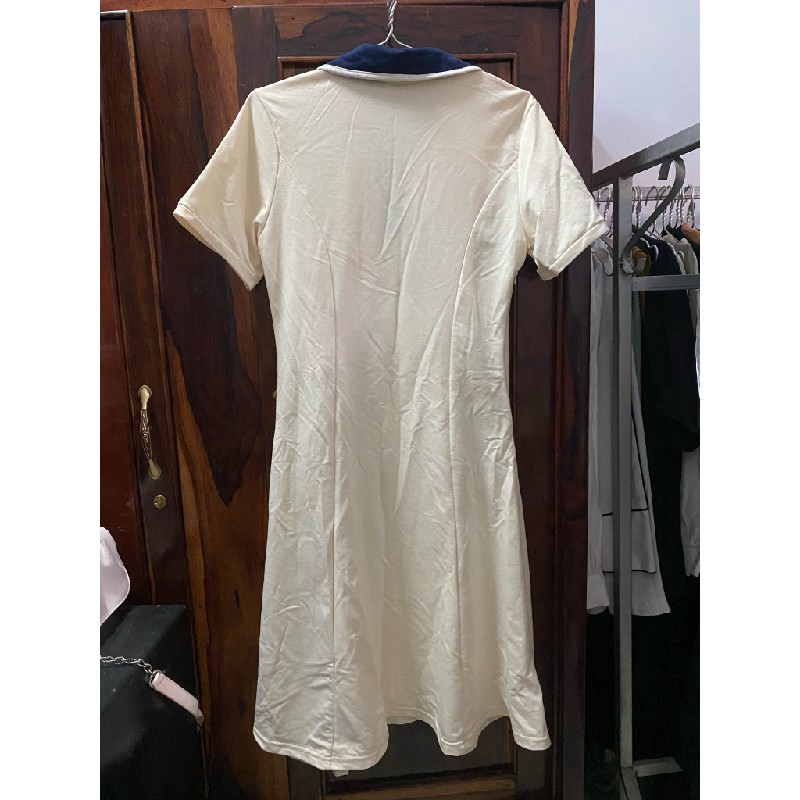 Váy polo nữ dài qua gối new 95% 47065