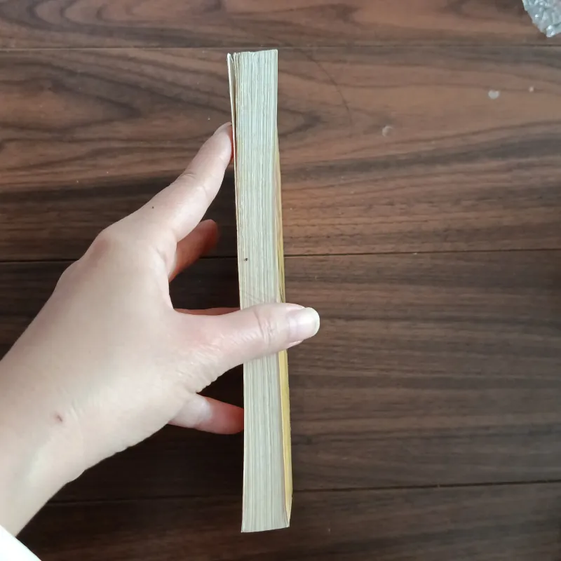 Những tấm lòng cao cả  761396