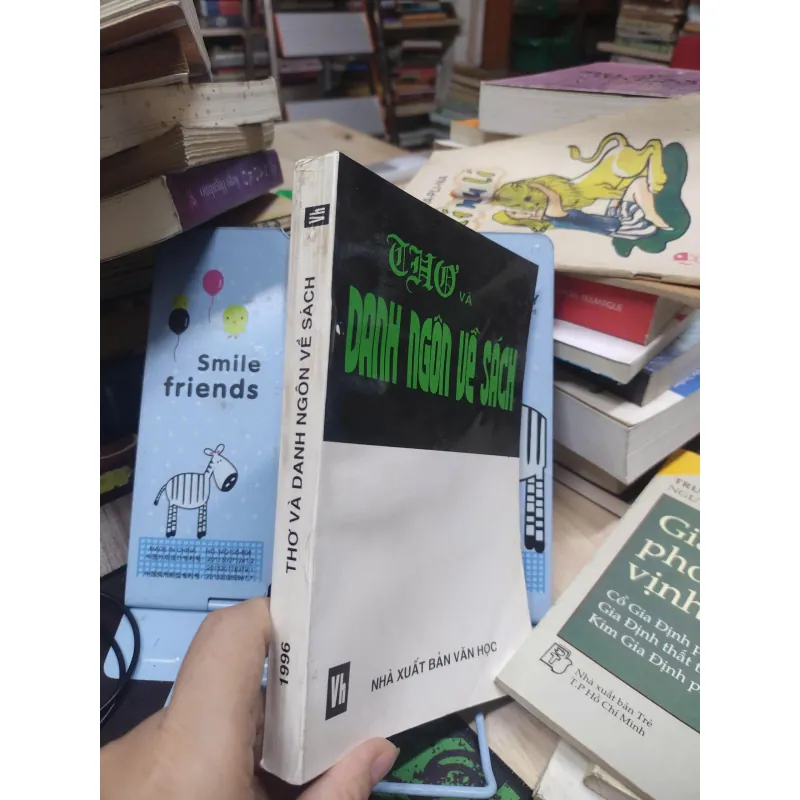 Sách: Thơ và danh ngôn về sách (A3) - Tác giả: Hoàng Sơn Cường 689943