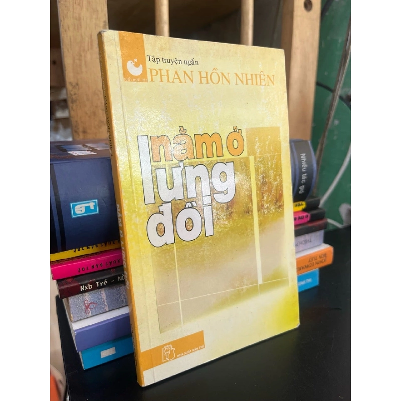 Nằm ở lưng đồi - Phan Hồn Nhiên 793054