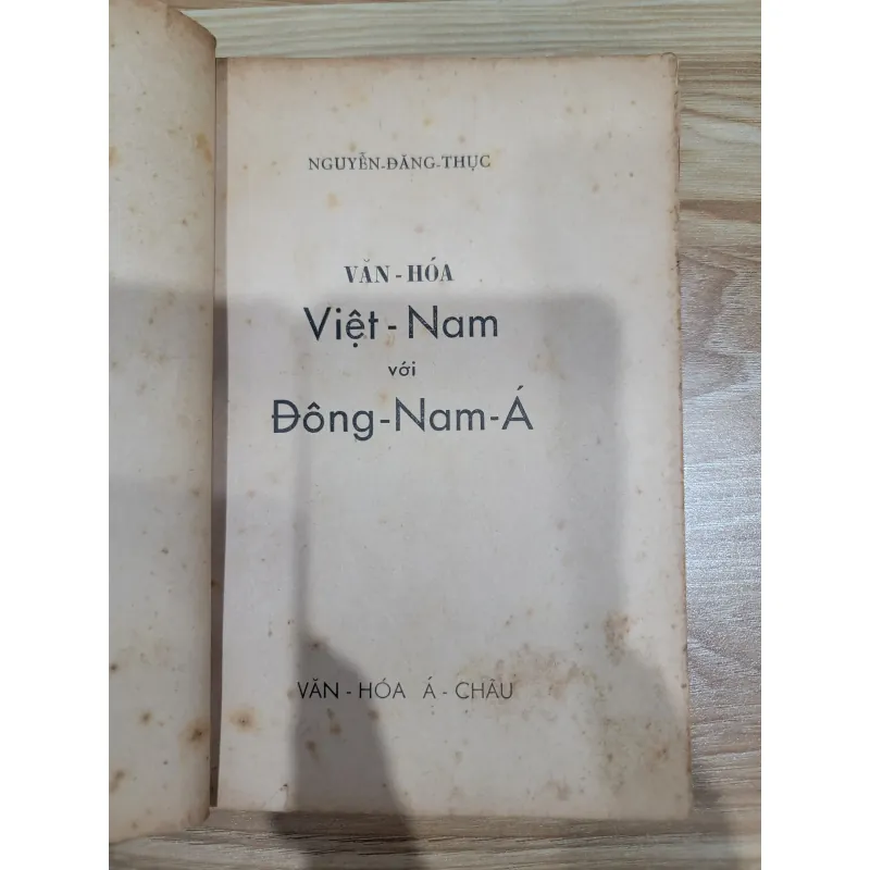 Văn hóa Việt Nam với Đông Nam Á - sách xưa  746986