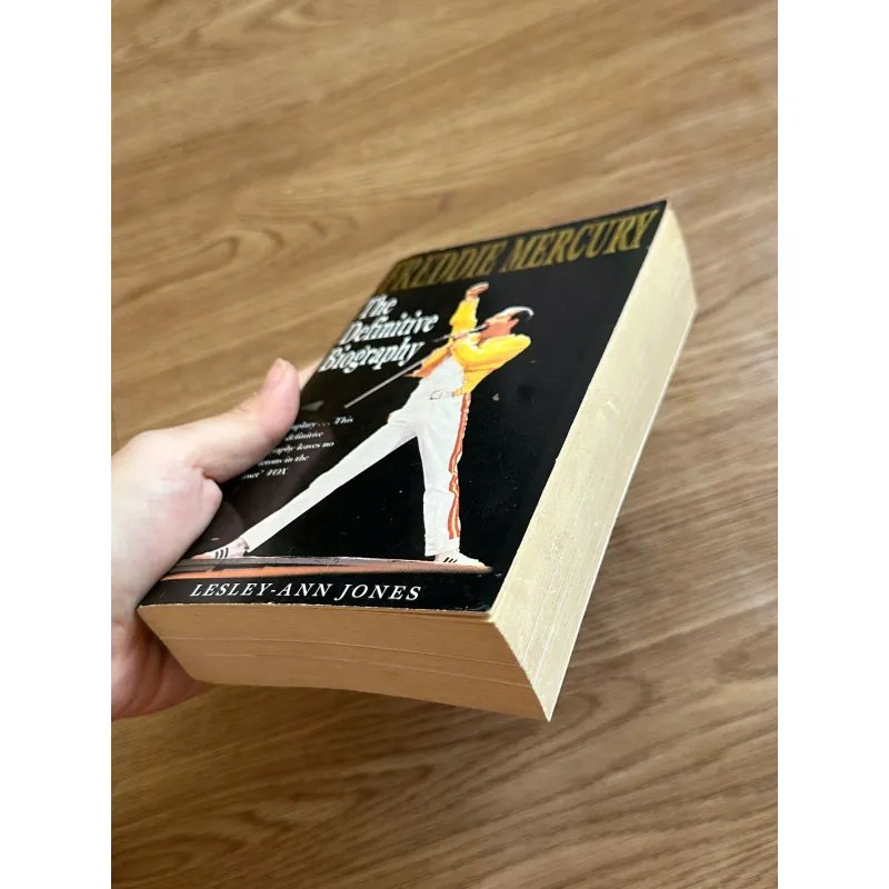 Freddie Mercury: The Definitive Biography - Lesley-Ann Jones 787617