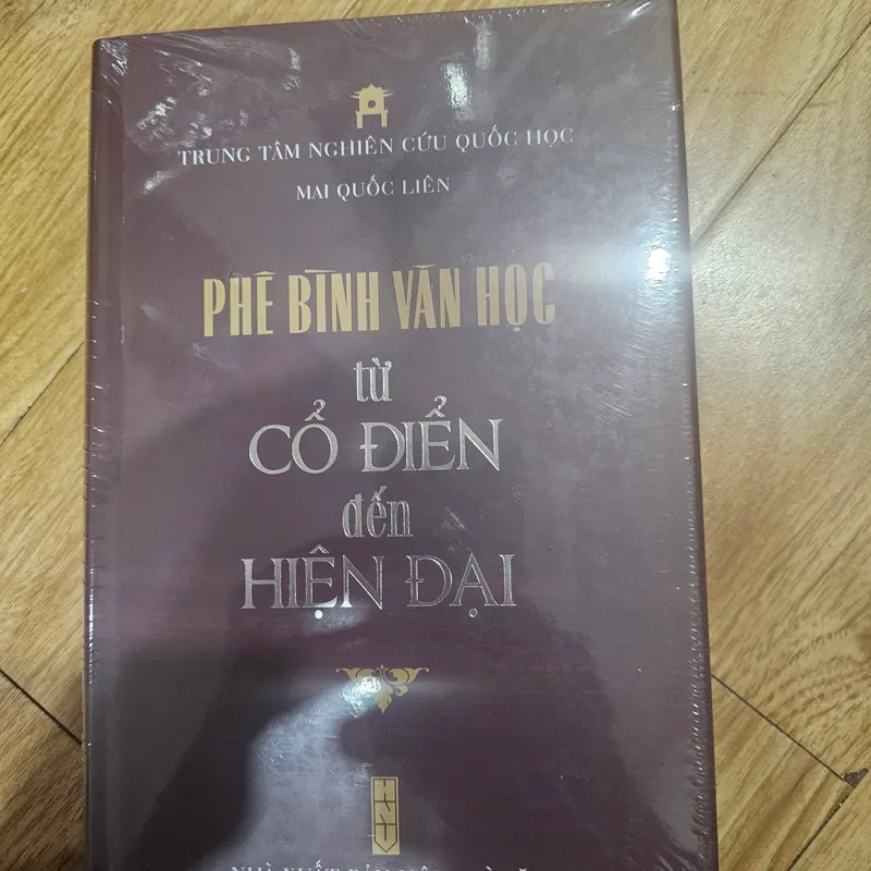 Phê bình văn học từ cổ điển đến hiện đại (bìa cứng)
130k 562749