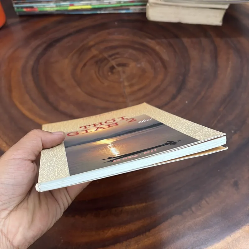 II Thơ: Thời Gian 2 - Lưu Văn Ái - 2011 999272