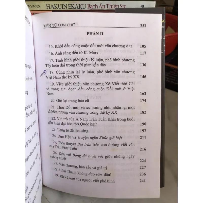 Đến từ con chữ - Phạm Quang Trung 992568