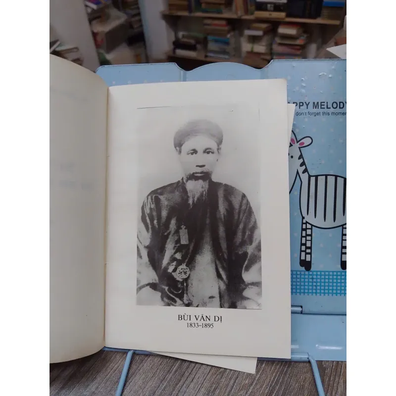 Sách: Bùi Văn Dị - Nhà thơ yêu nước TK XIX (A1) Tác giả: Nhiều tác giả 673808
