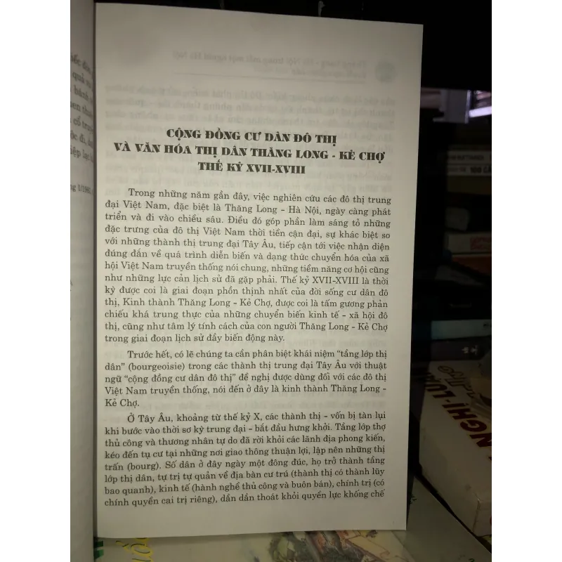 Thăng Long - Hà Nội trong mắt một người Hà Nội - Nguyễn Thừa Hỷ 781258