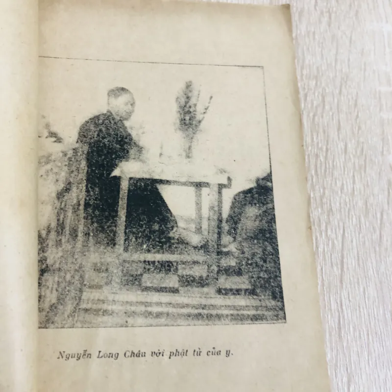 NGUYỄN LONG CHÂU ĐI TÌM CÕI PHẬT 928945