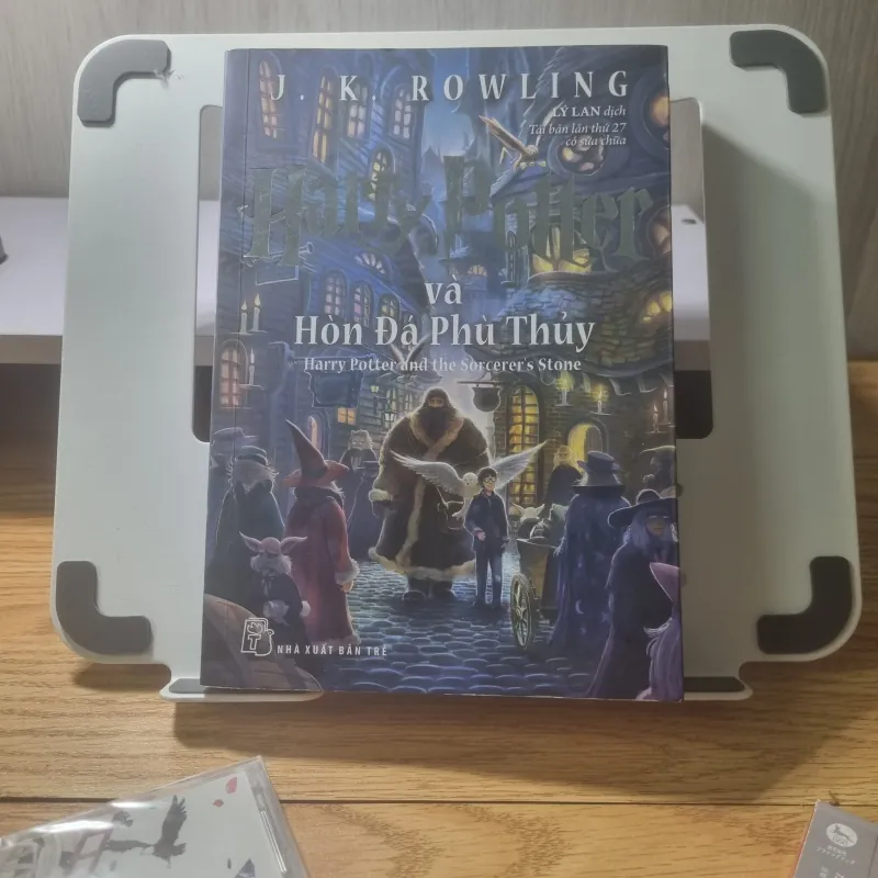 Harry Potter và Hòn Đá Phù Thủy - Tập 1 - Sách cũ (NXB Trẻ) 760989
