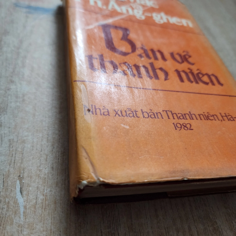 Bàn về thanh niên | Marx. Engles 504581