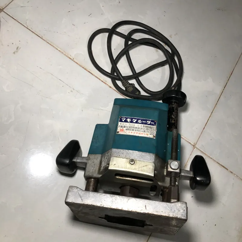 Máy phay gỗ Makita Nhật 800401