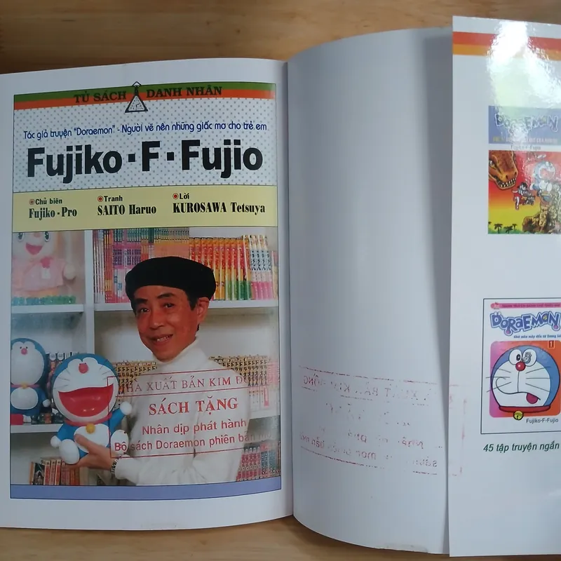 Fujiko F Fujio - Người Vẽ Nên Những Giấc Mơ Cho Trẻ Em (Mộc Dấu Sách Tặng NXB Kim Đồng) 1052850