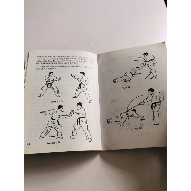 TỰ LUYỆN VŨ KHÍ OKINAWA ( dây xích, côn nhị khúc, tiểu tiết côn, phi tiêu) 780572