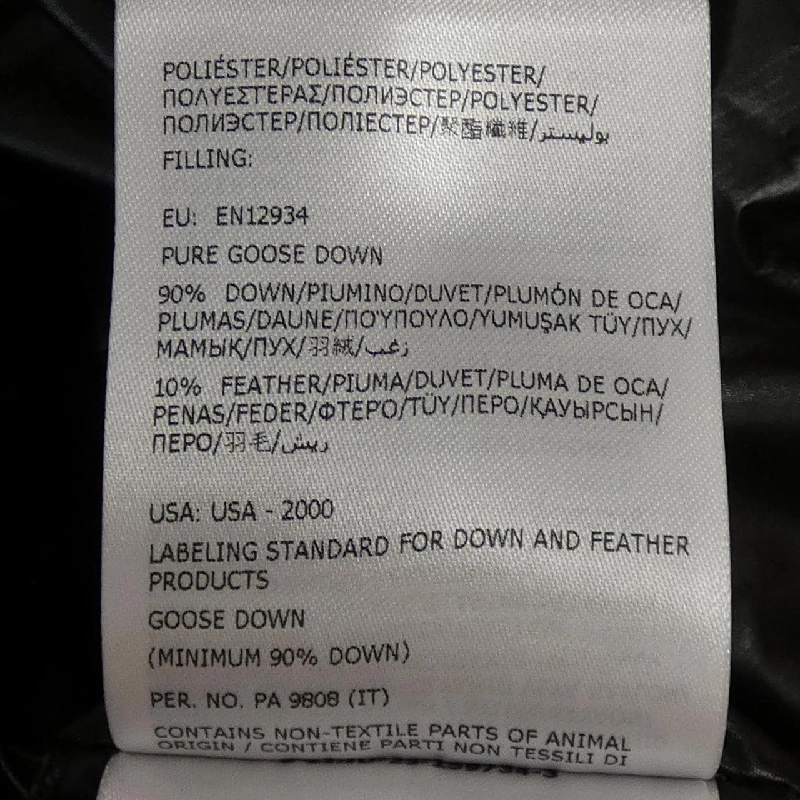 Áo vest lông vũ MONCLER 643970