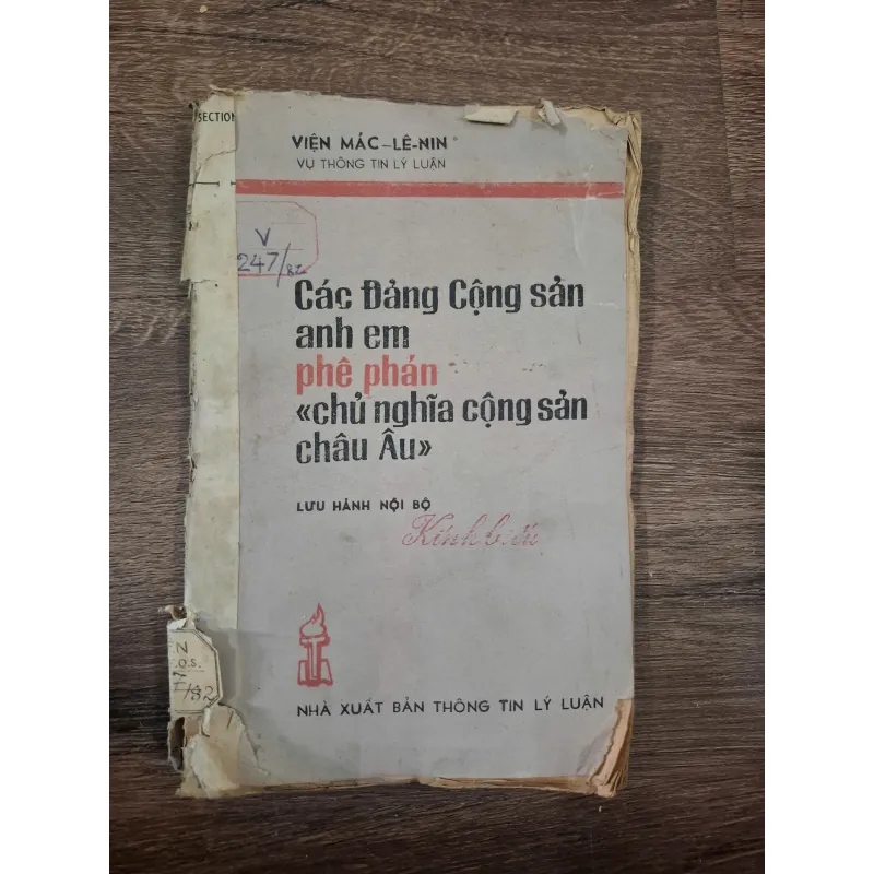Các Đảng Cộng sản anh em phê phán "chủ nghĩa cộng sản châu Âu" 728587