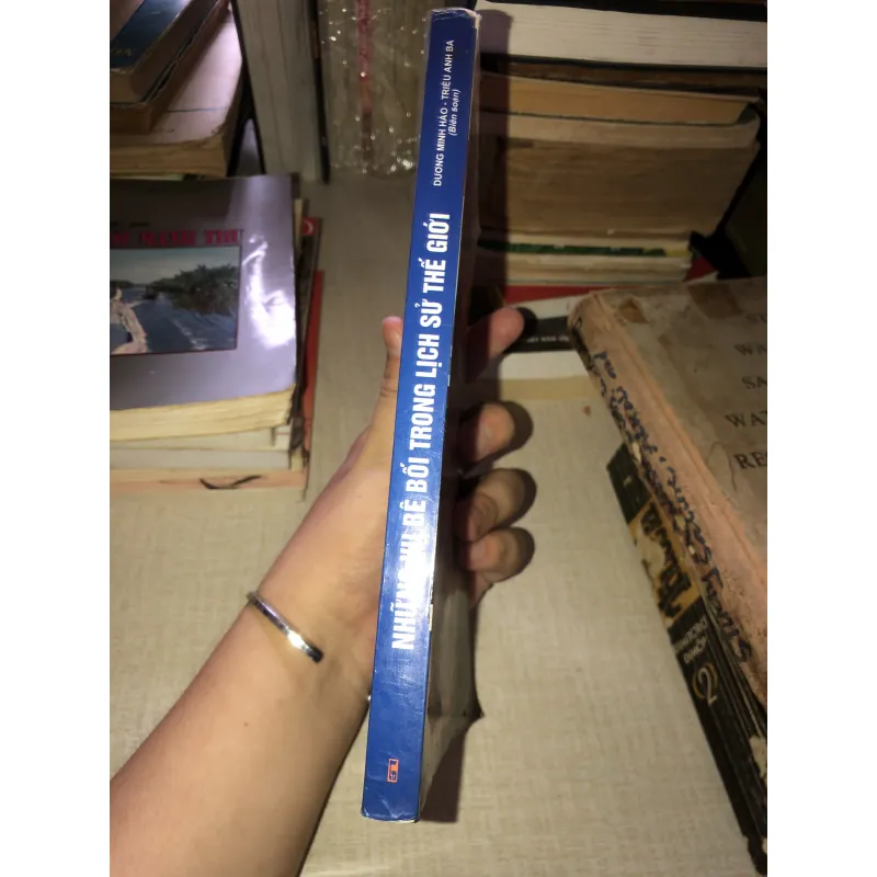 Những Vụ Bê Bối Trong Lịch Sử Thế Giới, Dương Minh Hoà - Triệu Anh Ba 934669