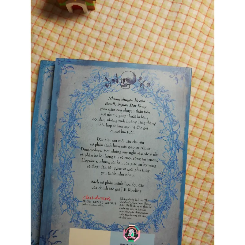 NHỮNG CHUYỆN KỂ CỦA BEEDLE NGƯỜI HÁT RONG 	- J. K. Rowling - Harry Potter Ngoại Truyện 779142