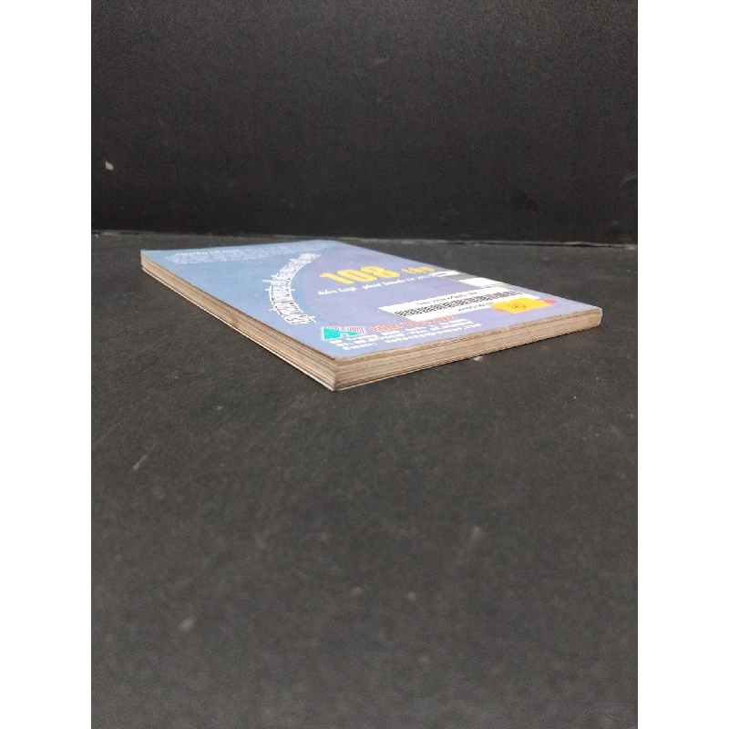 Thần núi ốc mới 70% ố có dấu mộc ẩm nhẹ 2004 HCM2809 VĂN HỌC 917348