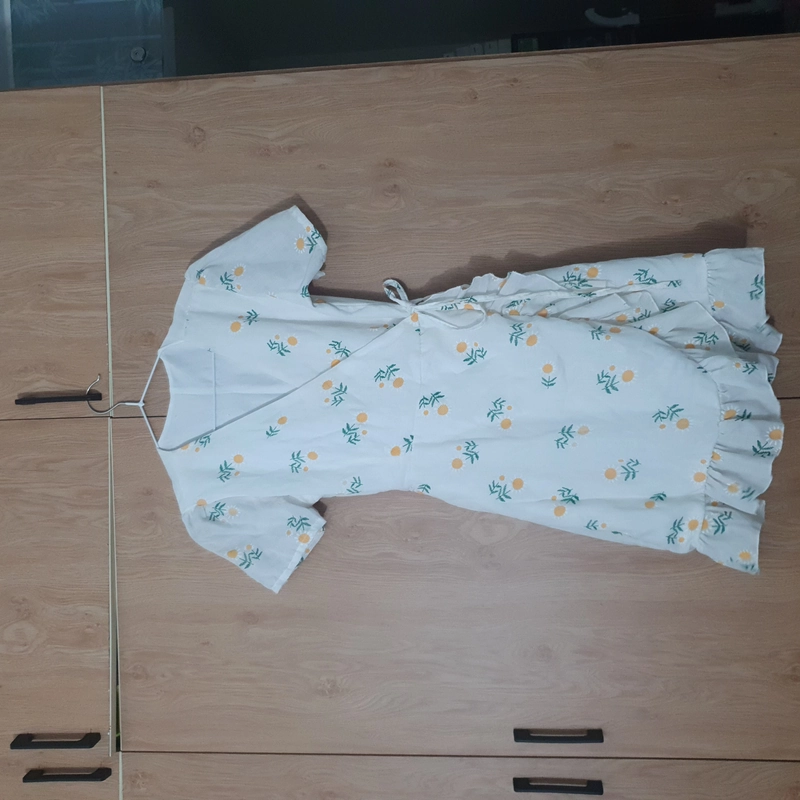 Đầm hoa thắt eo 546482