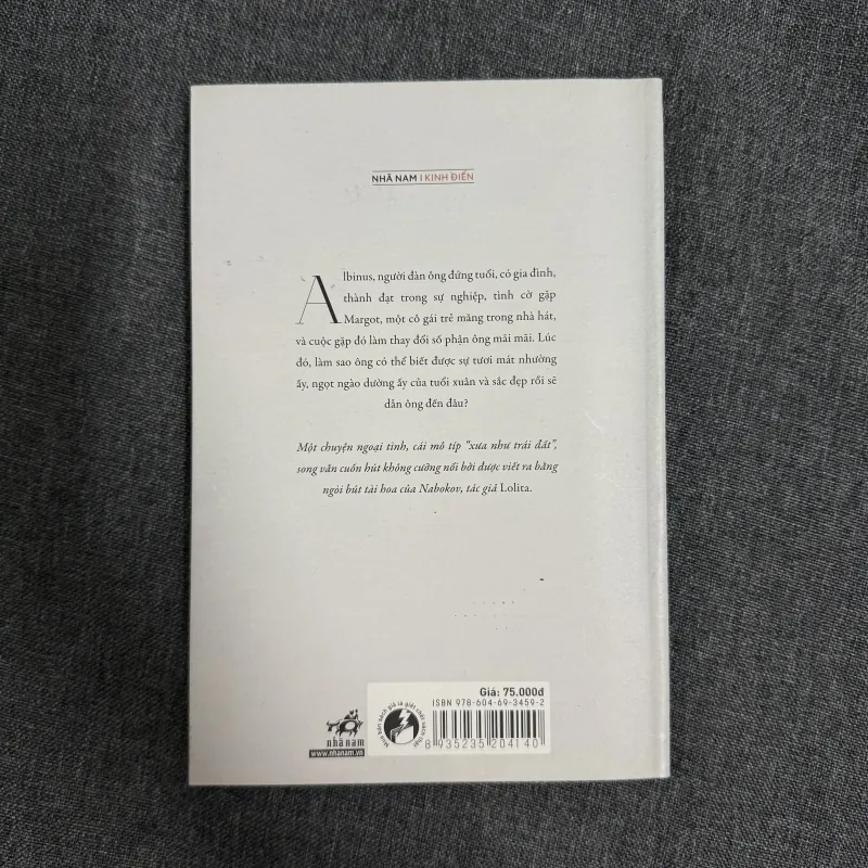 Tiếng cười trong bóng tối - Vladimir Nabokov 785122