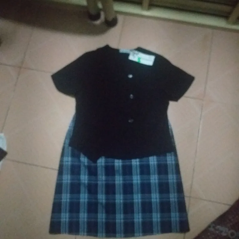 Set áo + váy còn nguyên mác chưa mặc lần nào 755204