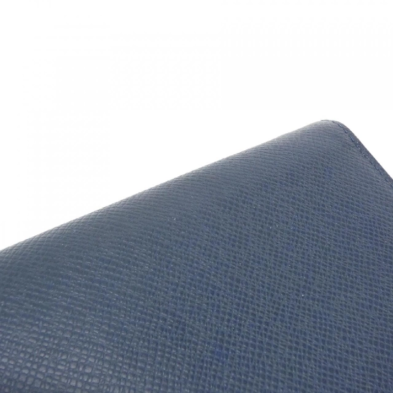 Ví Louis Vuitton Taiga Zippy Wallet Vertical M30510 621046