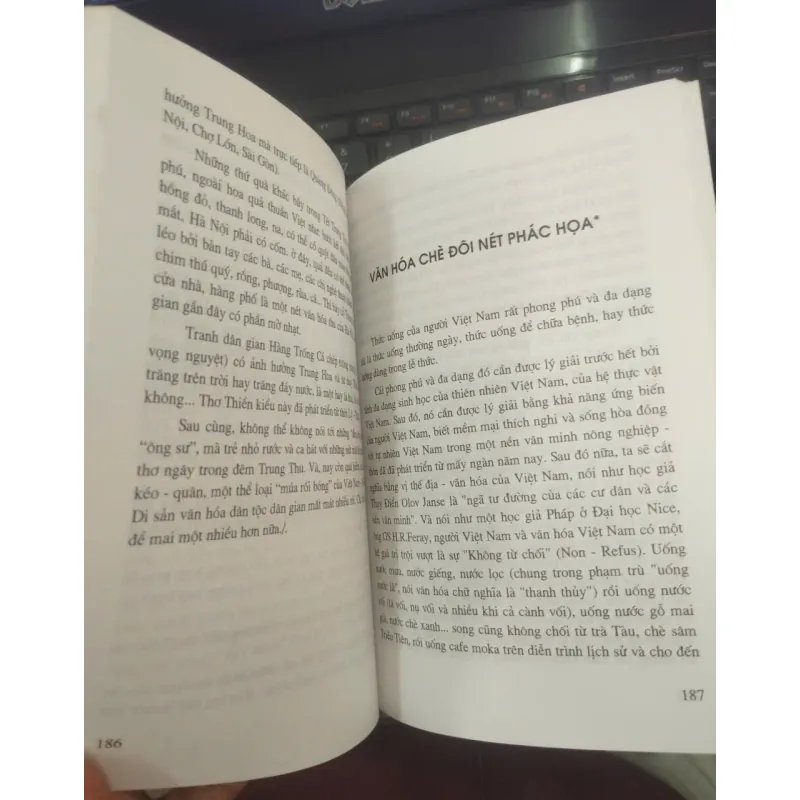 VĂN HÓA ẨM THỰC VIỆT NAM - TS. NGUYỄN THỊ BẨY, GS. TRẦN QUỐC VƯỢNG 933373