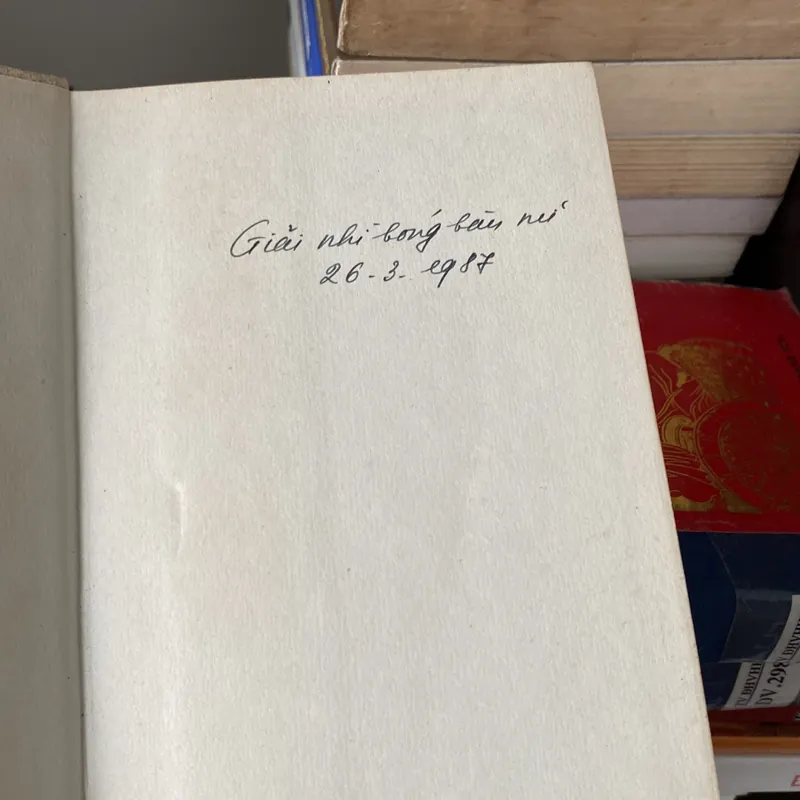 ĐỒNG CHÍ HỒ CHÍ MINH, Ê. CÔ-BÊ-LÉP, sách bìa cứng, in tại Liên Xô 1985 567393