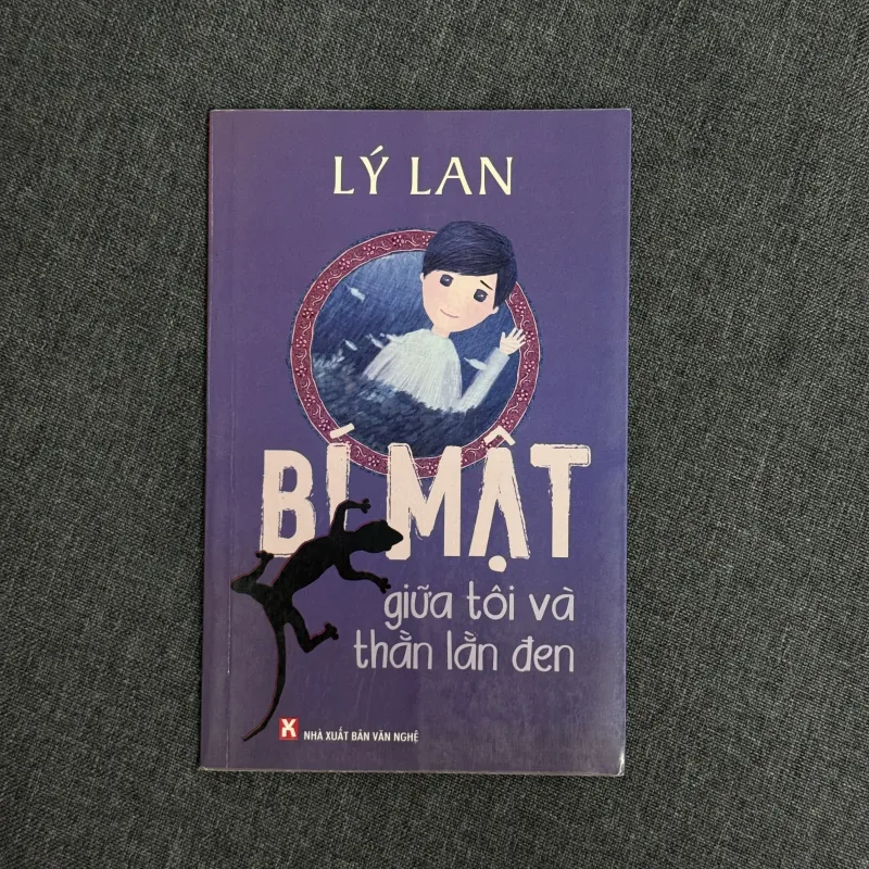 Bí mật giữa tôi và Thằn Lằn Đen - Lý Lan 1002891