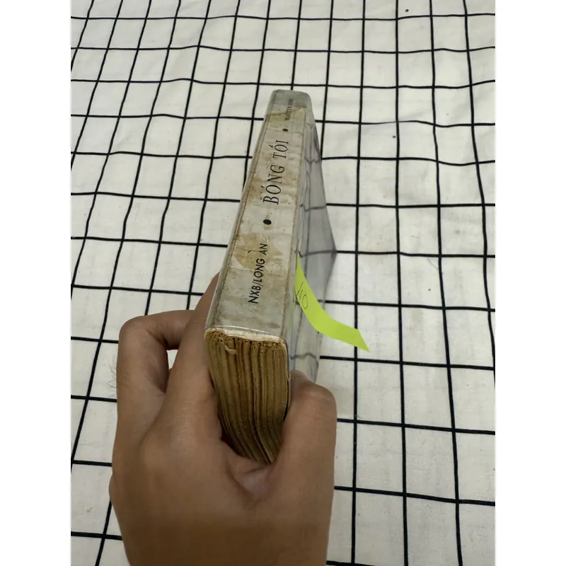 Bóng tối căn nhà ma quái  596919