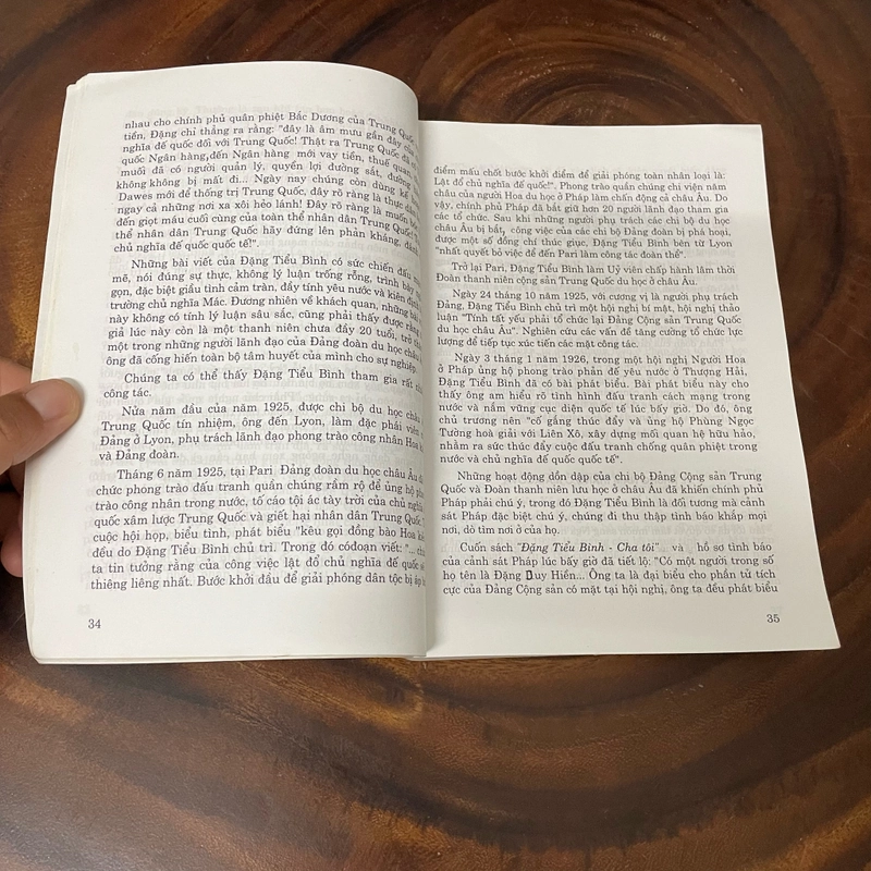II Tựa sách: Đặng Tiểu Bình _ Một Trí Tuệ Siêu Việt - Lưu Cường Luân & Uông Đại Lý - 2003 453228